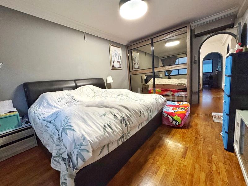 Maisonette HDB for Sale in  356 Woodlands Avenue 5 - Image 3